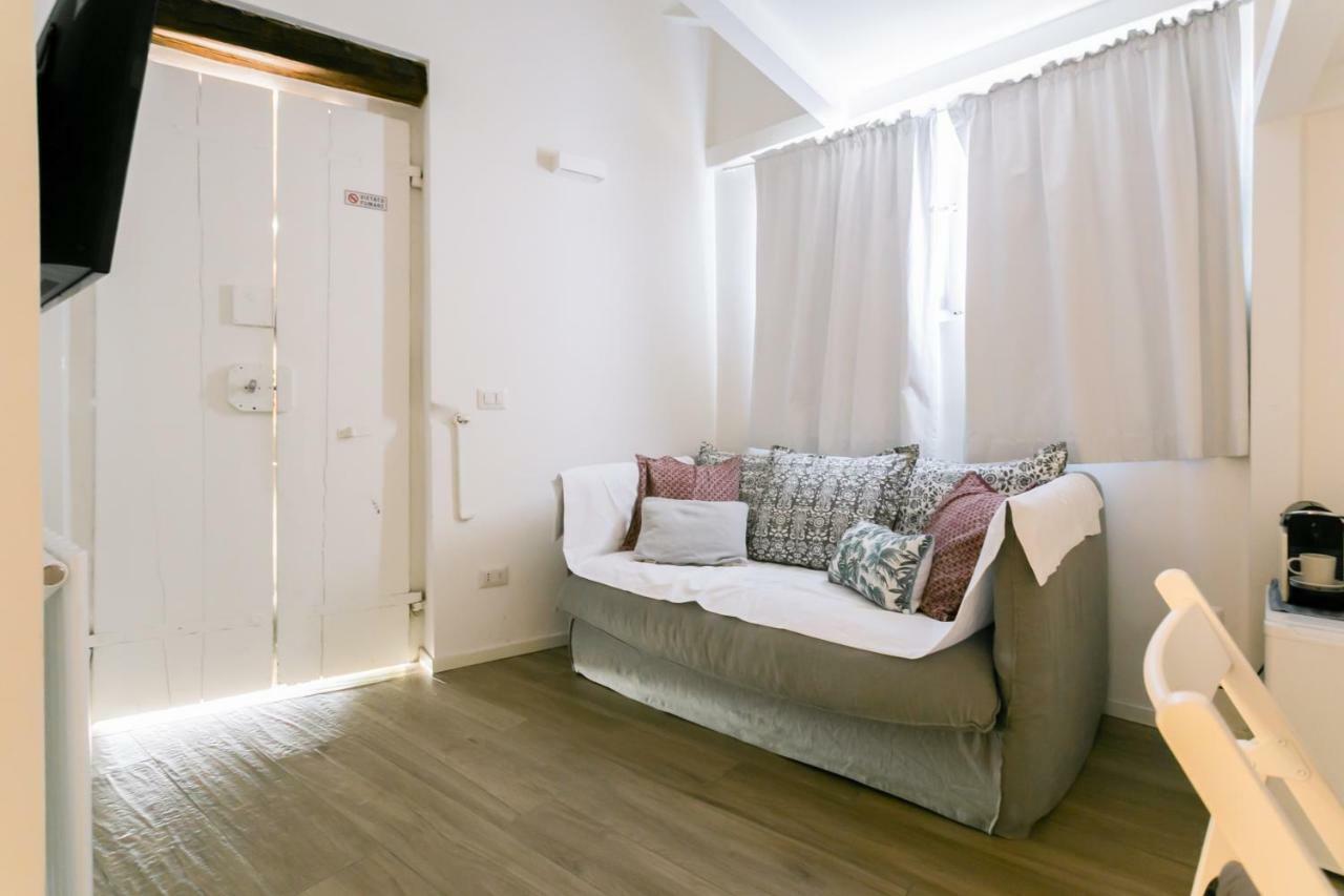 Milano Apartments Navigli Værelse billede